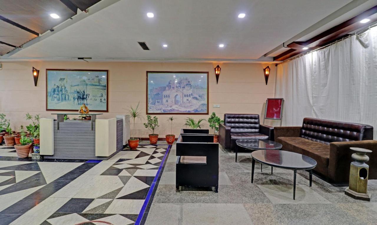 Itsy Hotels Hamlets Stay Noida Exterior photo
