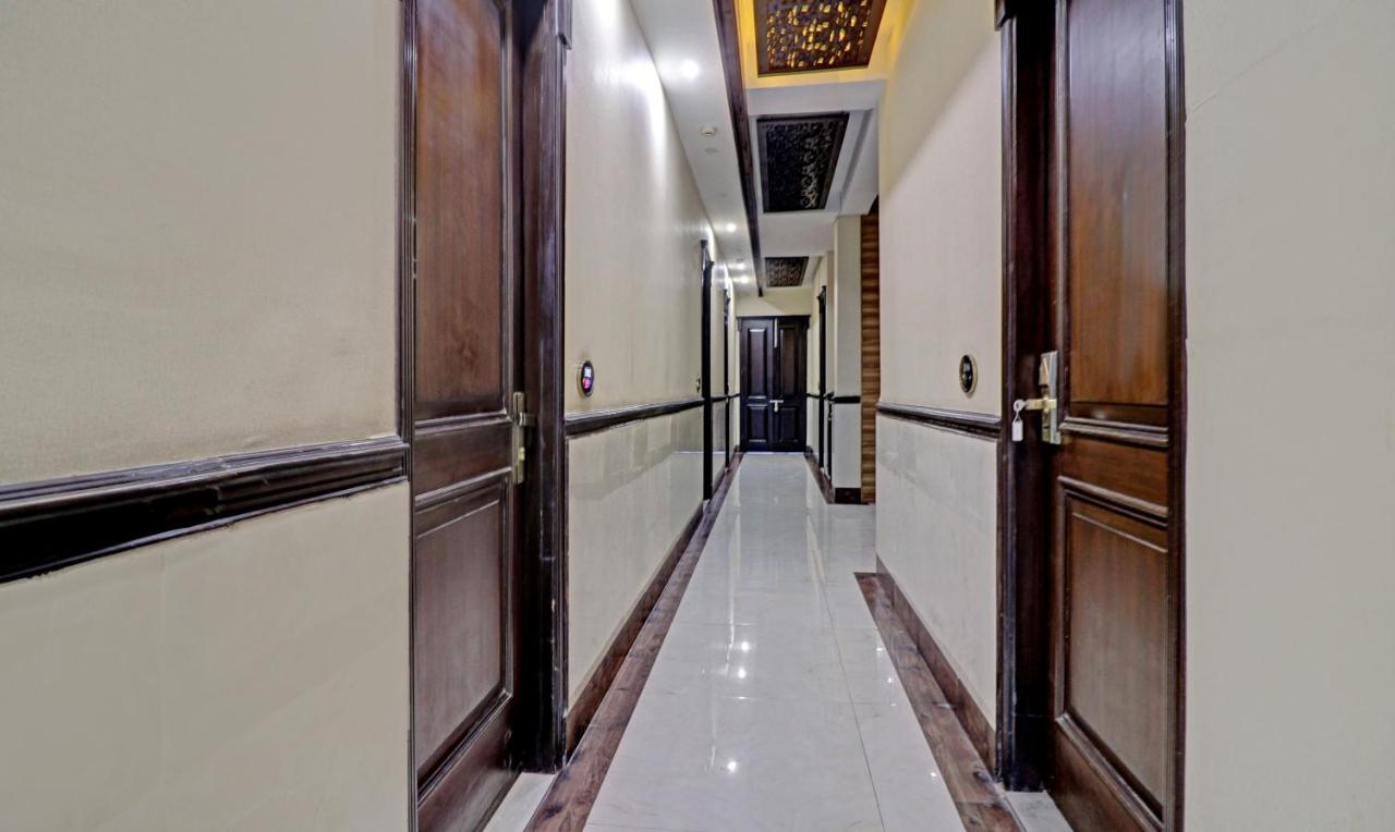 Itsy Hotels Hamlets Stay Noida Exterior photo