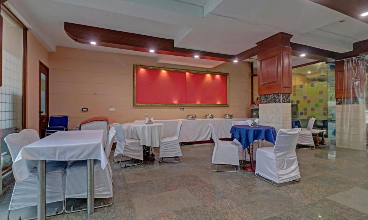 Itsy Hotels Hamlets Stay Noida Exterior photo