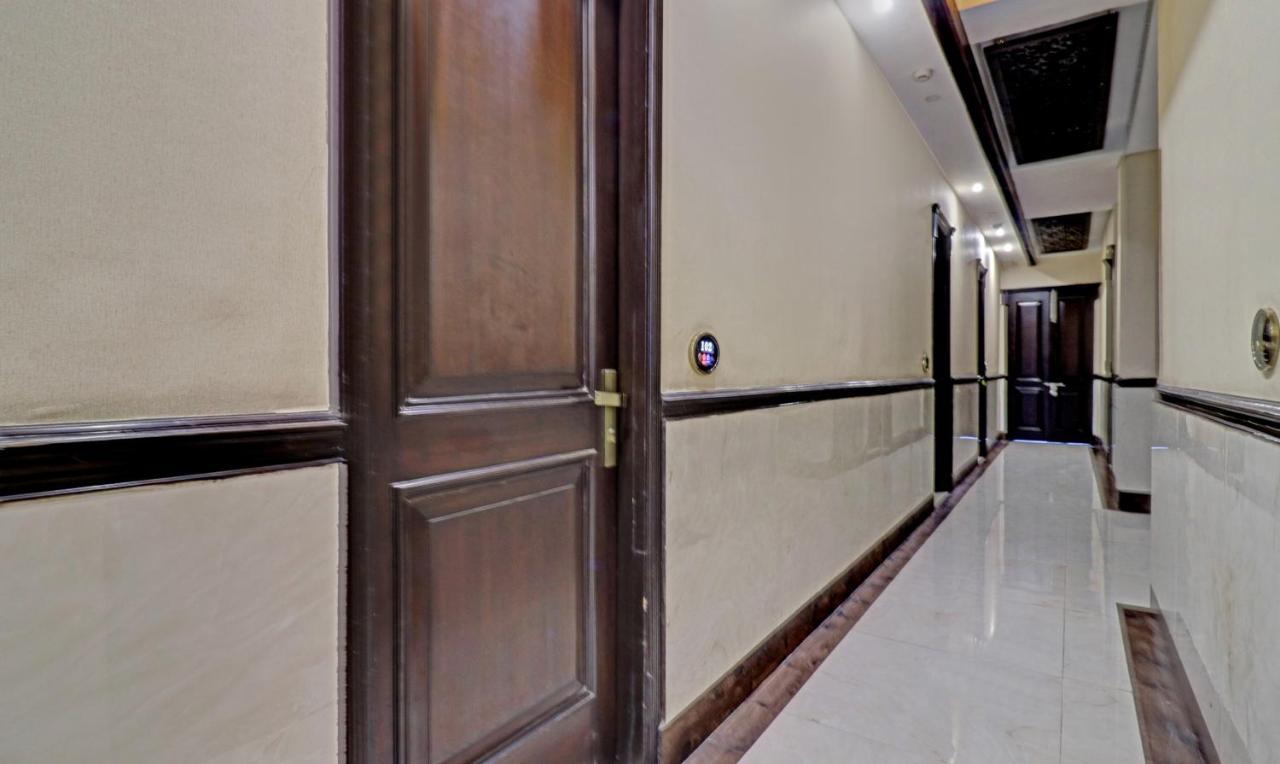 Itsy Hotels Hamlets Stay Noida Exterior photo